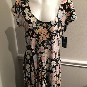 Chaps Floral Maxi Dress = Showstopper  New   Car1 Box  Size Large